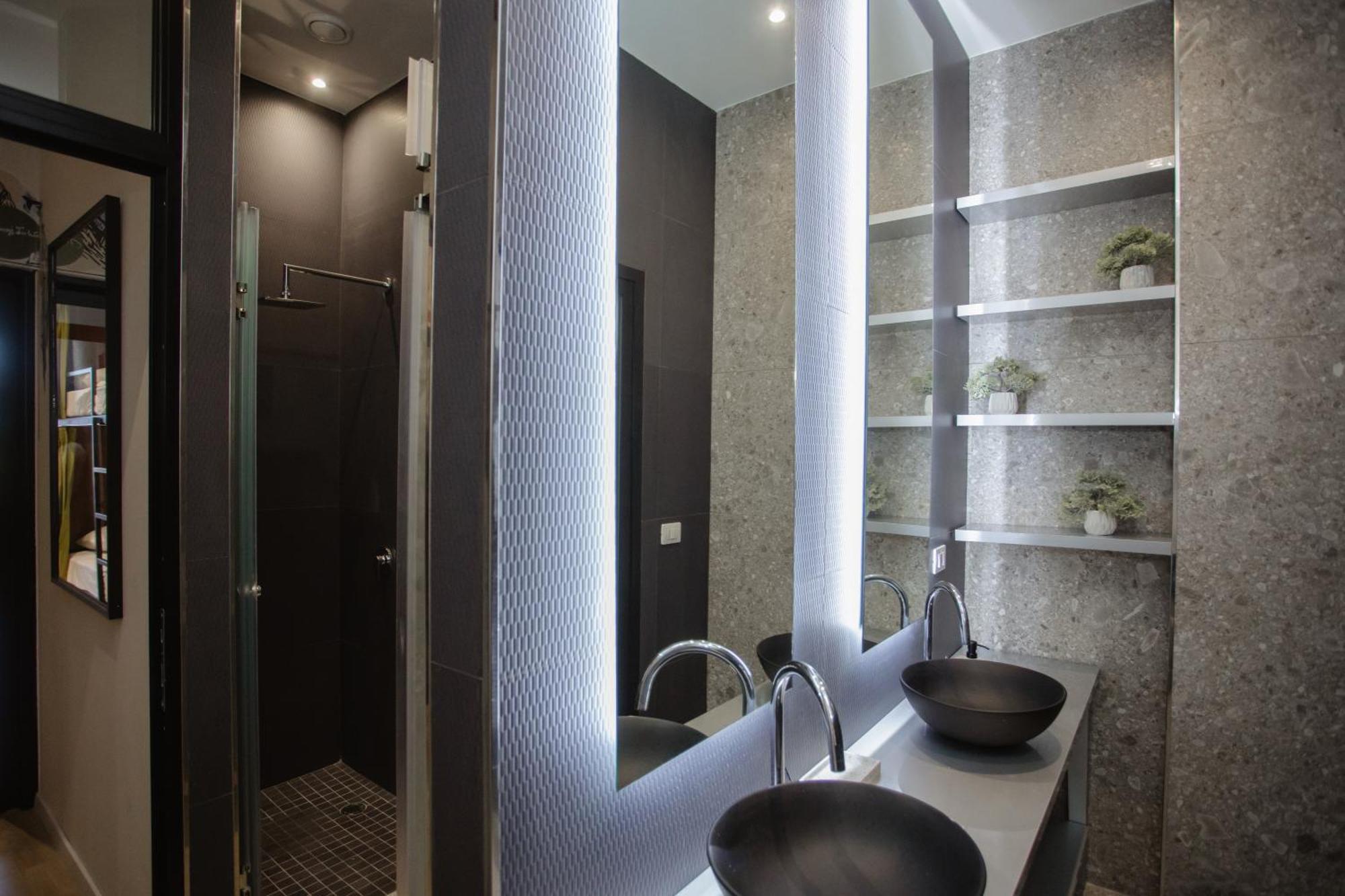 Corner Hostel Shkoder Exterior photo