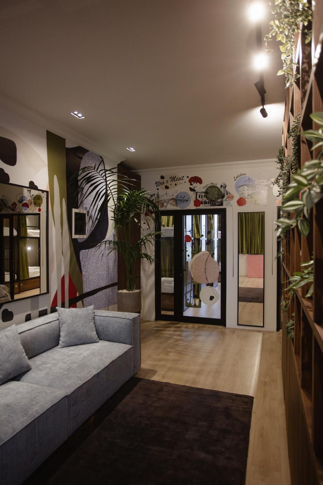 Corner Hostel Shkoder Exterior photo